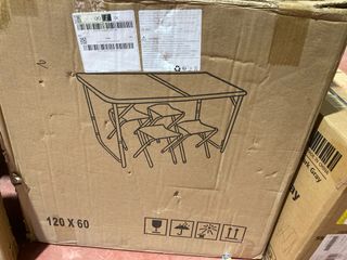 Set tavolo e sedie pieghevoli