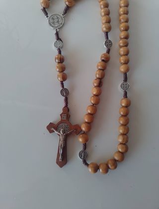 Rosario San Benito Madera 60cm