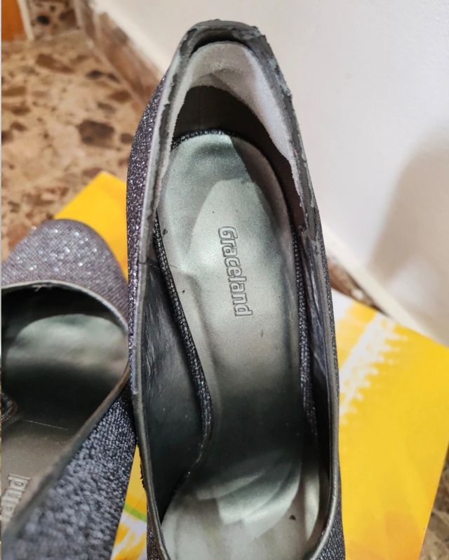 Zapatos de tacón Graceland negros y plateados