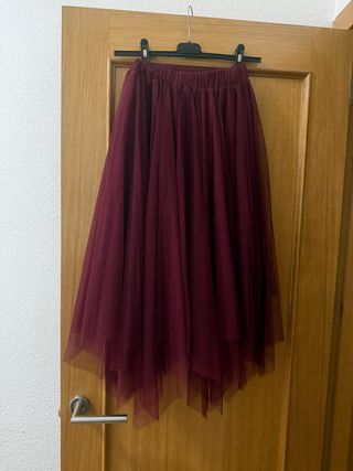 Falda tul burdeos