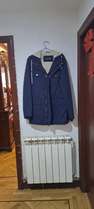 Parka azul hombre