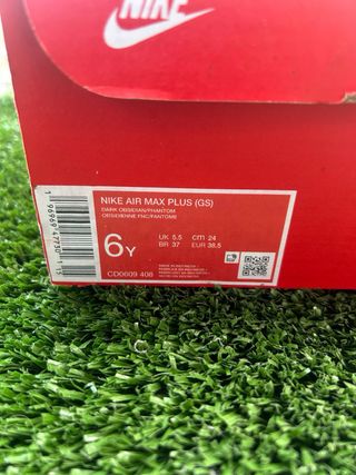 Nike Air Max Plus TN Negro y Rojo