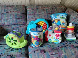 Lote de juguetes infantiles