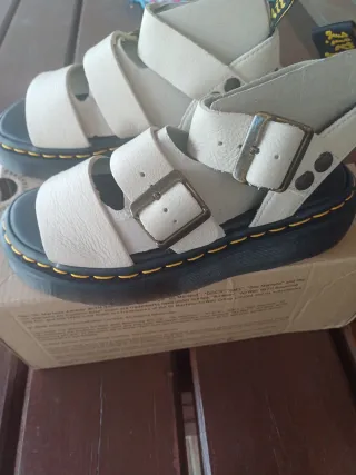 Sandalias Dr. Martens 36 Gryphon Quad