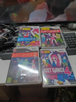 Pacchetto 4 Giochi Wii Just Dance