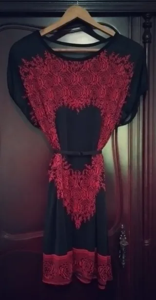 Vestido Túnica Corazón Rojo y Negro