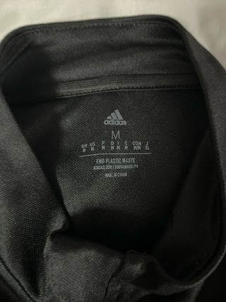 Chaqueta Adidas negra y azul