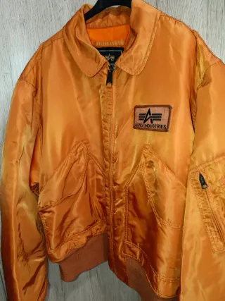 Chaqueta Alpha Industries CW45P Naranja