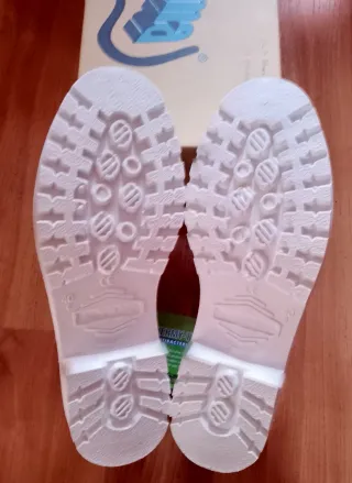 Zuecos de trabajo blancos talla 40