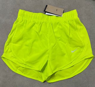 Shorts 3” Nike Tempo talla S