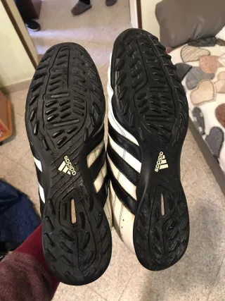 Scarpe calcetto Adidas uomo n.42,5