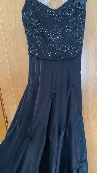 Conjunto negro con brillos