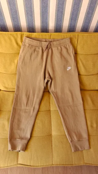 Conjunto Chándal Nike Marrón,beige
