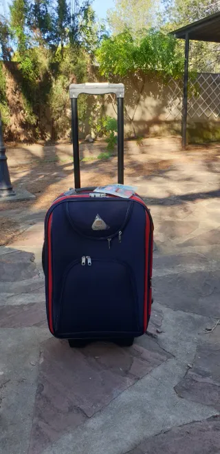 Juego 3 Maletas Azul y Rojo