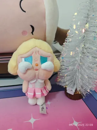 Cry Baby Pink White sunset concert popmart