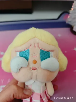 Cry Baby Pink White sunset concert popmart