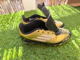 Botas Fútbol Adidas F50 Messi Niño