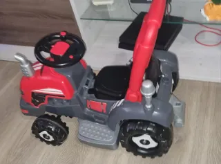 Trattore a batteria per bambini