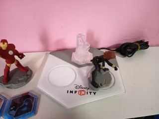 Base Disney Infinity PS3 + Figure