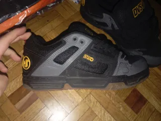 Zapatillas Skate DVS Comanche Negras/Grises
