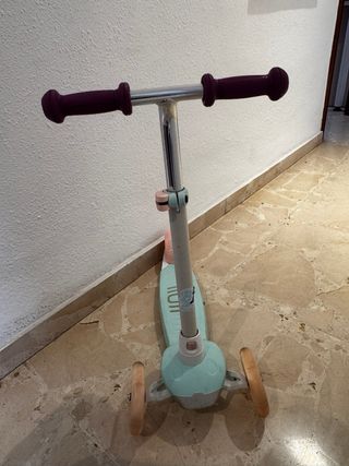 Patinete con luces marca oxelo