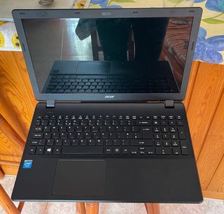 ORDENADOR PORTÁTIL ACER    para piezas o repuestos