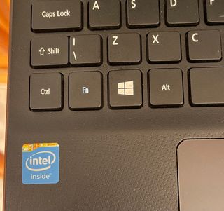 ORDENADOR PORTÁTIL ACER    para piezas o repuestos