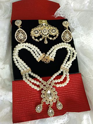 Aderezo Fallera en oro y perlas Nuevo