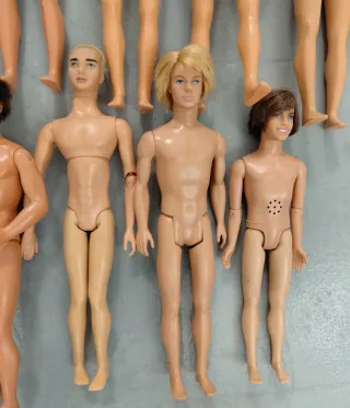 Dodici Bambole Ken e Disney