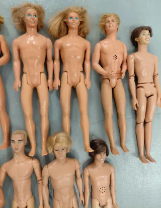 Dodici Bambole Ken e Disney