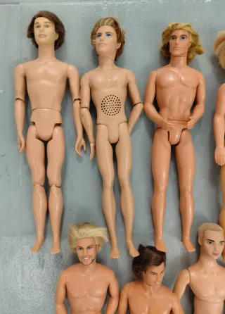 Dodici Bambole Ken e Disney