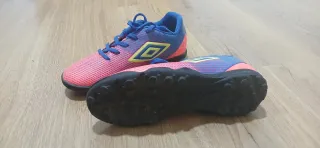 Sneakers sportive Umbro per bambini taglia 34