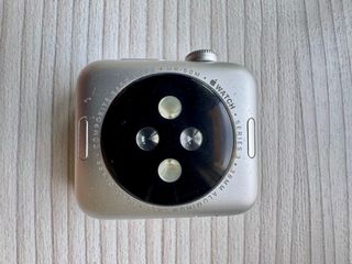 Apple Watch S3 38mm + 13 cinturini