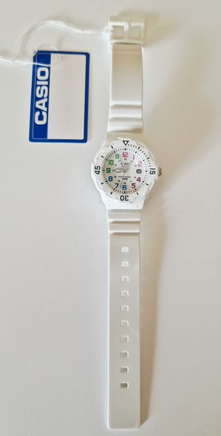 Reloj Casio LRW200H-7BV Blanco Multicolor