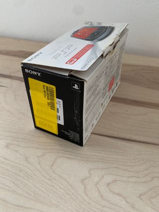 Caja PSP 3000 Piano Black y manuales