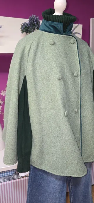 Capa verde cuello mao terciopelo