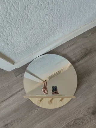 Espejo redondo de madera y cristal