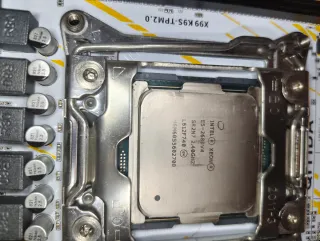 Placa Base Qiyida X99 + 2680V4