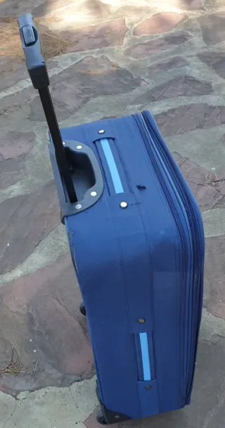 Maleta Valisa azul con neceser