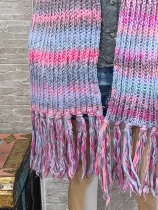 Bufanda suave multicolor con flecos