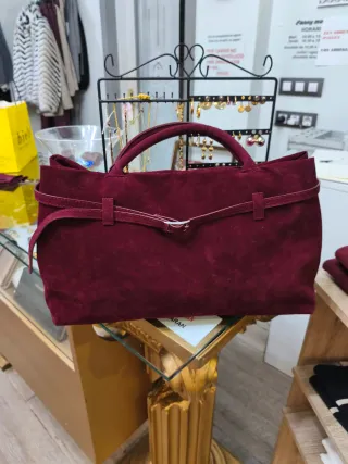 Bolso de ante burdeos
