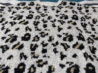 Jersey estampado animal print talla S