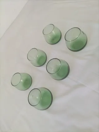 Vecchi bicchieri in cristallo, servizio vintage