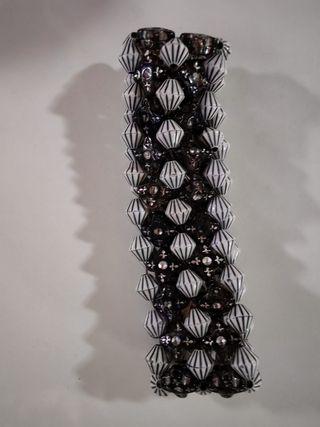 3 braccialetti neri e blu