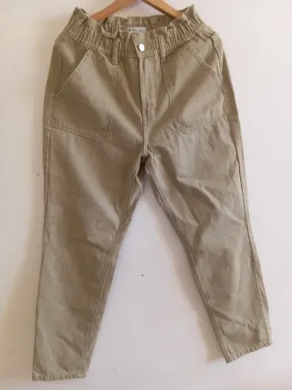 Pantaloni beige vita alta