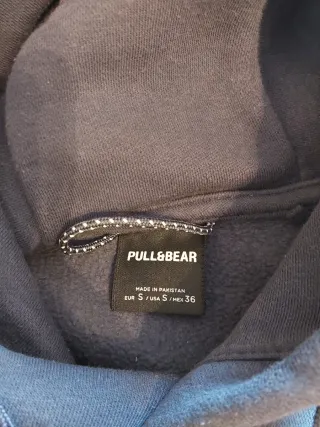 Sudadera  PULL&BEAR con capucha azul oscuro y logo