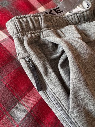 Nike Joggers Solo Swoosh Grises