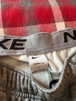 Nike Joggers Solo Swoosh Grises