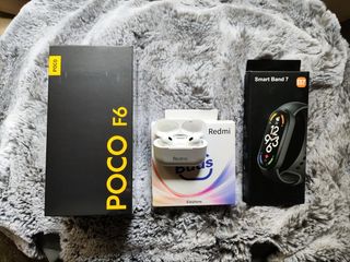 ◆SIGILLATO + REGALO◆ Xiaomi Poco F6 5G 12/512GB