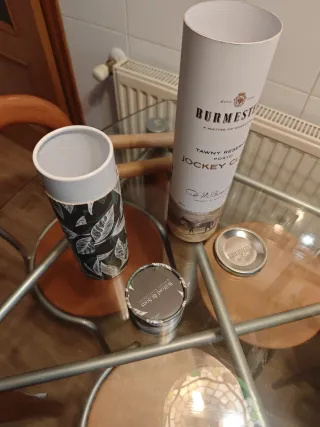 Cilindros de cartón duro